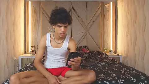 Snapshot of hotcouple_222 chatting on June 2026 01:23:01 PM hotcouple_222 online show from June 2026 01:23:01 PM