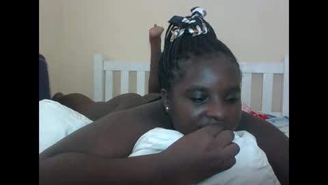 Snapshot of hotebbbyy chatting on May 2026 07:04:02 AM EBBY online show from May 2026 07:04:02 AM