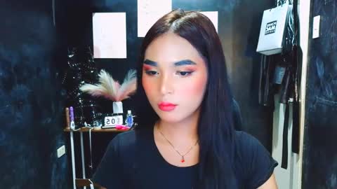 Snapshot of hotfvckingemerlyn chatting on April 2026 08:11:01 AM emily online show from April 2026 08:11:01 AM