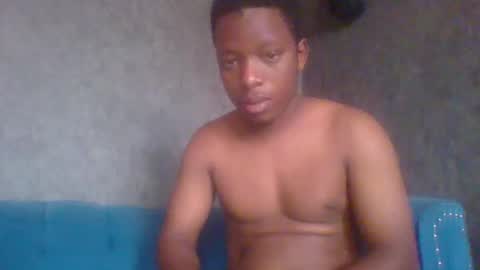 hotguyy001 online show from February 2025 05:23:01 AM