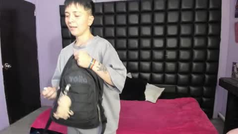 hannah online show from November 2025 12:31:02 AM