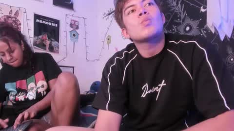 Sam and Nico online show from October 2025 12:38:02 AM