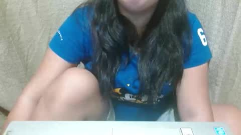 hotiemorenagurl18 online show from September 2025 03:30:02 AM