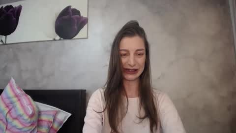 Lia   online show from March 2026 01:04:02 PM