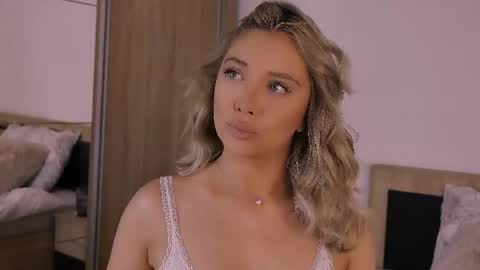 Snapshot of hotjessxx chatting on June 2026 06:58:02 AM Maria online show from June 2026 06:58:02 AM