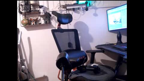 Snapshot of hotkinkytat chatting on December 2024 03:04:01 PM hotkinkytat online show from December 2024 03:04:01 PM