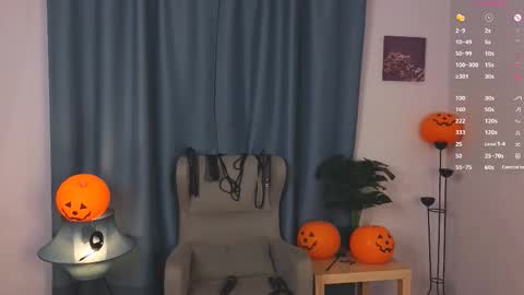 Allison  online show from November 2025 06:09:02 PM