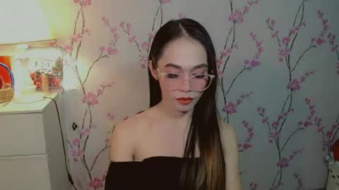 Snapshot of hotlegsxandra chatting on October 2025 09:12:01 AM XANDRA online show from October 2025 09:12:01 AM