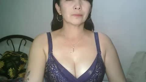 Snapshot of hotmamajen4u chatting on May 2026 05:24:02 AM hotmamajen4u online show from May 2026 05:24:02 AM
