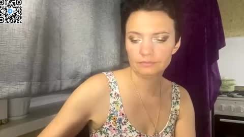 Snapshot of hotmamaqueen234 chatting on June 2026 09:46:01 PM hotmamaqueen234 online show from June 2026 09:46:01 PM