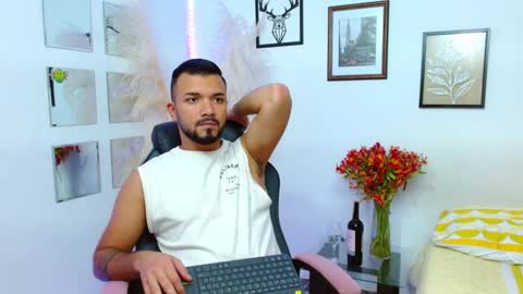 Snapshot of hotmathewv chatting on February 2025 01:04:01 AM mathew online show from February 2025 01:04:01 AM