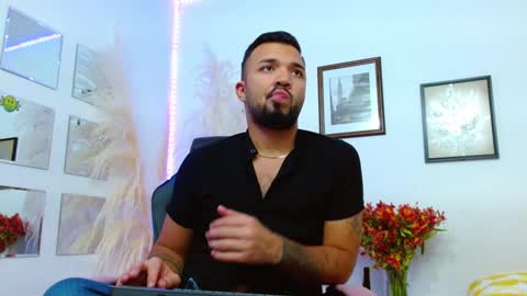 Snapshot of hotmathewv chatting on February 2025 09:26:02 AM mathew online show from February 2025 09:26:02 AM