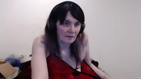 hotmodel1984 online show from April 2026 09:39:33 PM