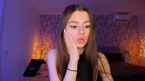 Snapshot of hotmolly_ chatting on July 2026 06:37:01 PM hotmolly_ online show from July 2026 06:37:01 PM