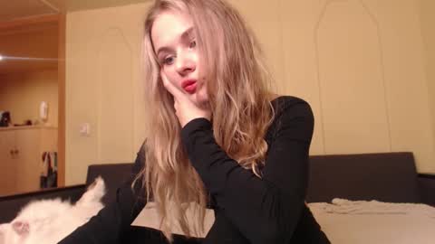 hotmp4 online show from October 2025 05:33:02 PM