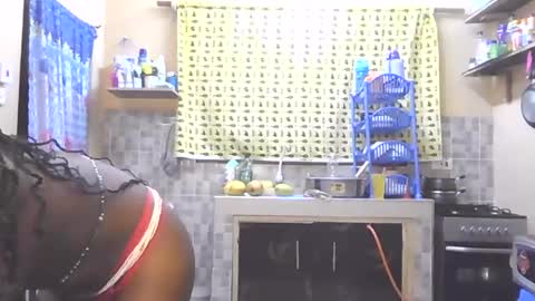 Snapshot of hotsassyqueen219667 chatting on June 2026 04:52:01 PM Kichuna online show from June 2026 04:52:01 PM
