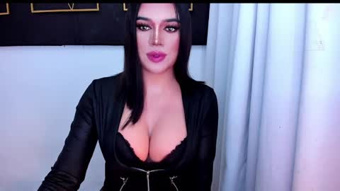 Snapshot of hotstellacumxxx chatting on May 2026 04:31:01 AM STELLA online show from May 2026 04:31:01 AM