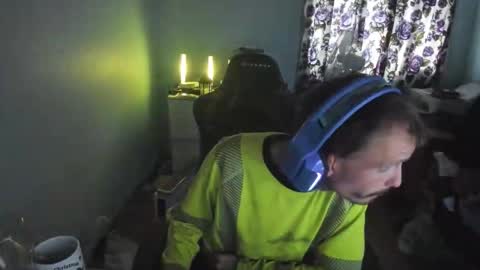 Snapshot of hotsummer1996 chatting on October 2025 04:07:02 PM hot online show from October 2025 04:07:02 PM