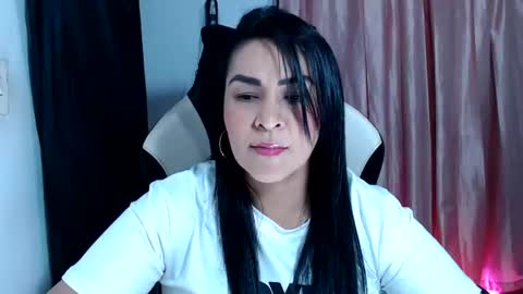 Snapshot of hotsweet_69 chatting on July 2026 05:00:02 AM hotsweet 69 online show from July 2026 05:00:02 AM