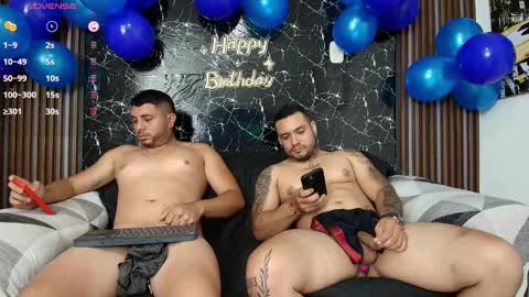 Snapshot of hott_asses chatting on February 2025 04:52:02 AM hott_asses online show from February 2025 04:52:02 AM
