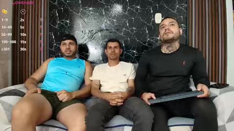 Snapshot of hott_asses chatting on February 2025 12:04:01 AM hott_asses online show from February 2025 12:04:01 AM