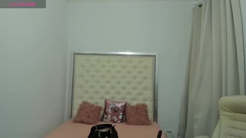 Eryka online show from September 2025 10:38:02 AM