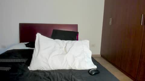 Hott Hanna online show from December 2025 07:24:01 AM