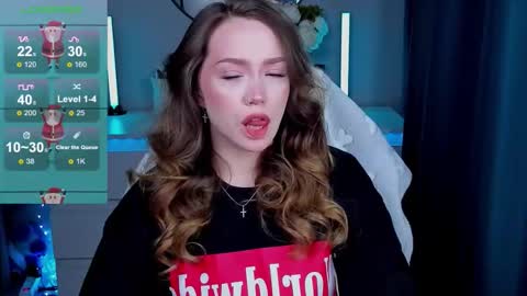 hello Im Eva online show from December 2025 01:19:01 PM