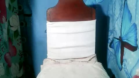 hottie_horny_exoticpussyx online show from December 2025 11:14:02 PM