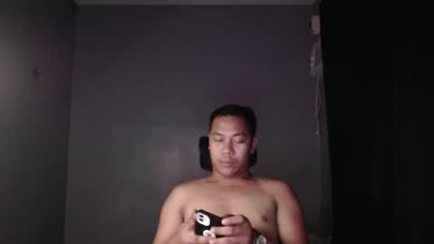 Snapshot of hottie_kyle69 chatting on April 2026 11:05:02 AM hottie_kyle69 online show from April 2026 11:05:02 AM