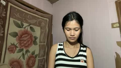 Snapshot of hottie_ptite chatting on June 2026 09:24:01 AM hottie_ptite online show from June 2026 09:24:01 AM