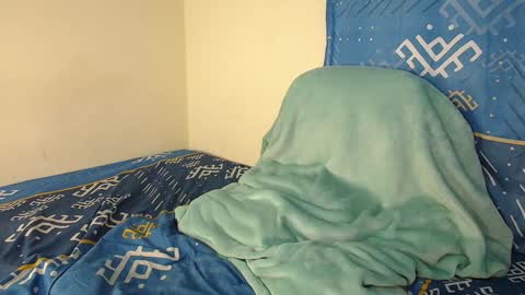 independent Model online show from January 2025 11:55:01 PM