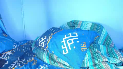 independent Model online show from October 2025 01:53:02 AM