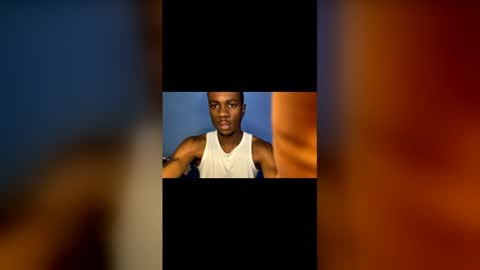 independent Model online show from March 2026 09:33:02 PM