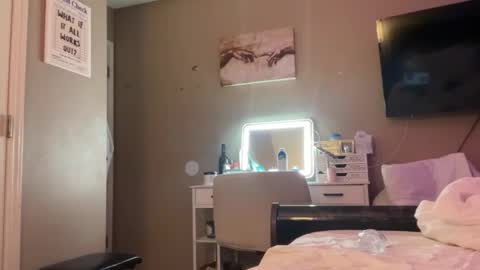 hottiewithabody101 online show from November 2025 07:10:02 AM