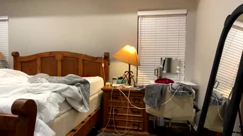 hottiewithabody101 online show from November 2025 05:56:02 PM