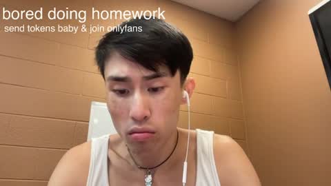 hottiewithabody101 online show from June 2026 01:56:02 PM