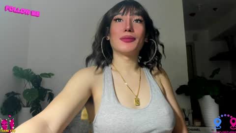 Snapshot of hottycrishinaxx chatting on January 2025 03:04:02 AM crishinahotty online show from January 2025 03:04:02 AM