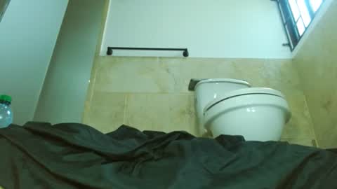 Mary online show from October 2025 03:30:02 PM