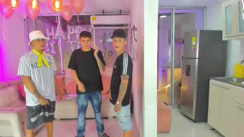 we are Harry Jersi pablo and our mod talco online show from November 2025 06:02:02 AM