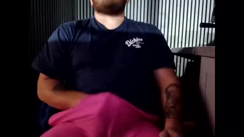 Snapshot of houskji8 chatting on November 2025 06:21:01 PM houskji8 online show from November 2025 06:21:01 PM