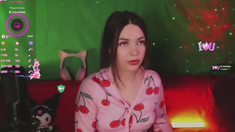 Mia online show from September 2025 05:03:01 PM