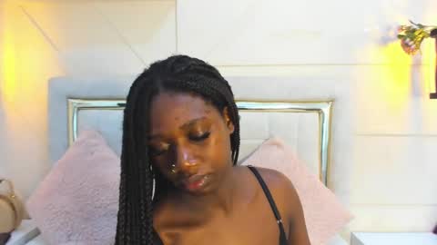 Snapshot of huddah_cam chatting on February 2025 11:17:02 AM huddah online show from February 2025 11:17:02 AM