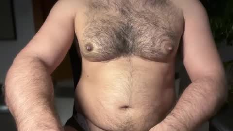 Snapshot of huge_moth chatting on February 2026 08:05:02 PM huge_moth online show from February 2026 08:05:02 PM