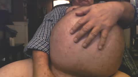 Snapshot of hugehairybeergut chatting on March 2025 10:43:02 AM Huge Hairy Beergut online show from March 2025 10:43:02 AM