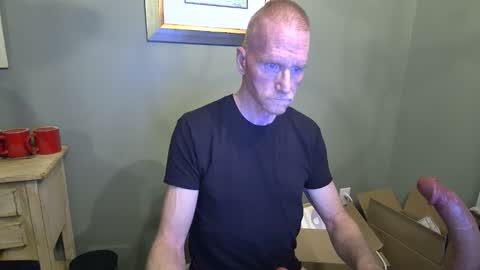 CAROLINA TIM online show from February 2026 01:02:02 AM