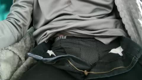 hugepecker131 online show from December 2024 03:09:02 PM