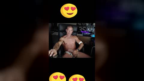 Snapshot of hugerodforyou chatting on December 2025 03:06:01 PM hugerodforyou online show from December 2025 03:06:01 PM