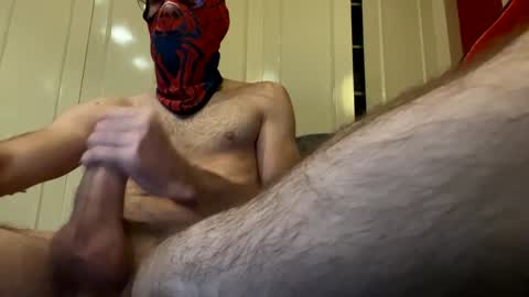 hugewhitecockboy online show from February 2025 11:00:01 PM