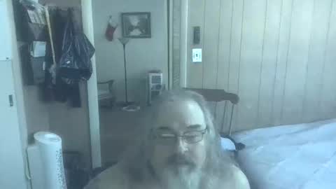 lonely huggy bear online show from February 2026 02:39:01 PM